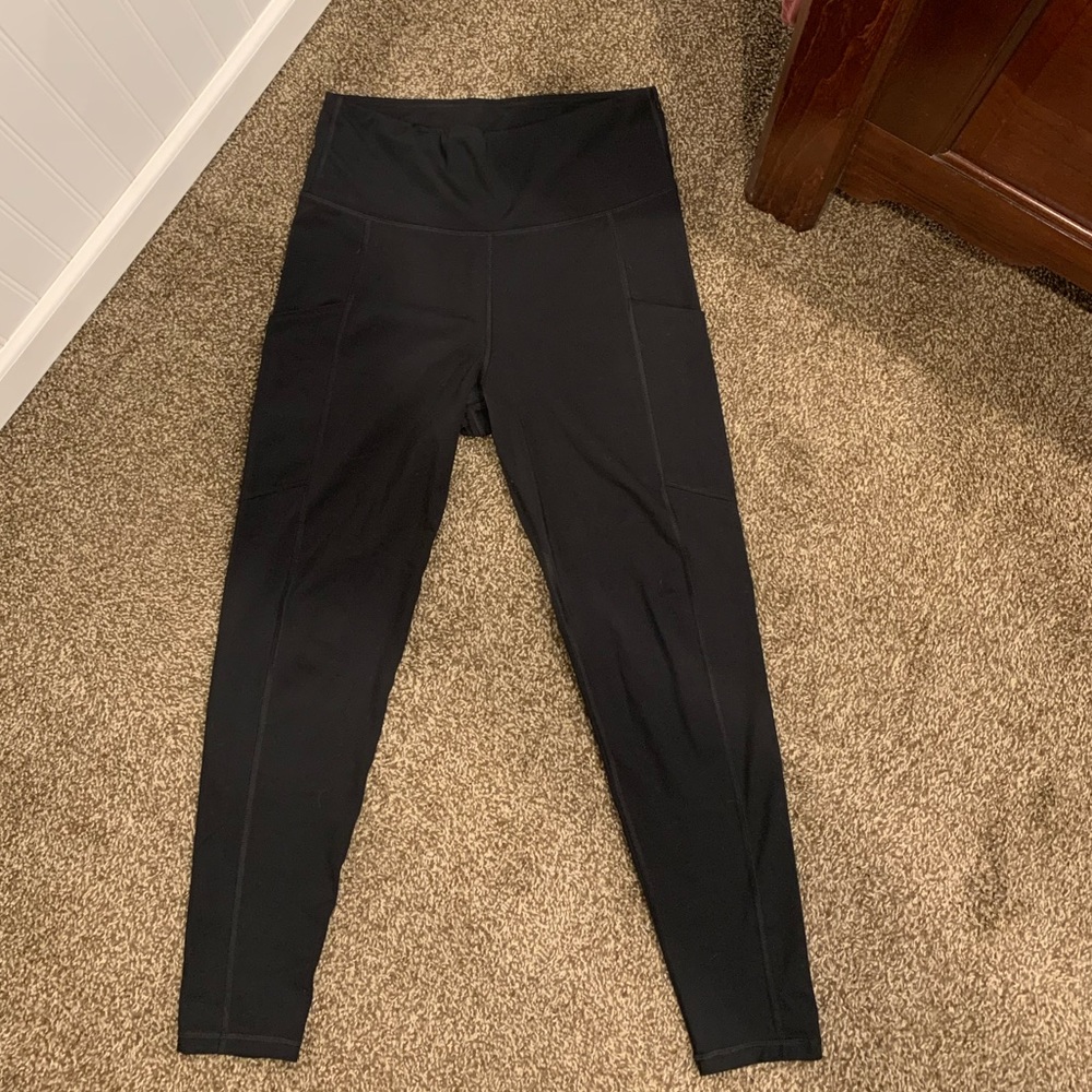 Black leggings